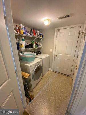 Interior, Washer