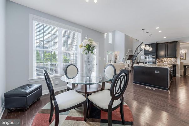 Dining room, Interior, Kitchen, Pendant Lights, Recessed Lighting, Wood Texture Flooring