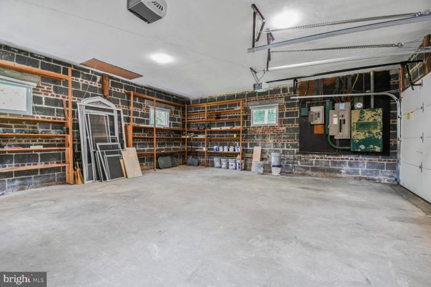 Garage, Interior, Stone Walls