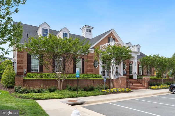 Exterior, Facade, Brick Facade, French Provincial