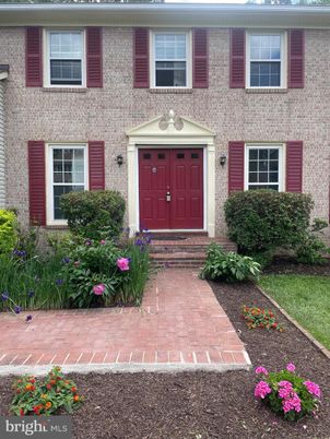 Exterior, Facade, Brick Facade, Georgian