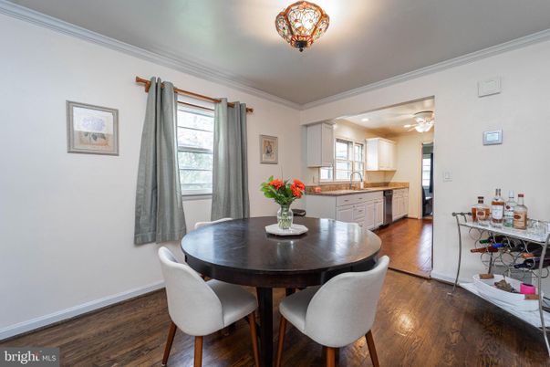 Dining room, Interior, Kitchen, Recessed Lighting, Wood Texture Flooring