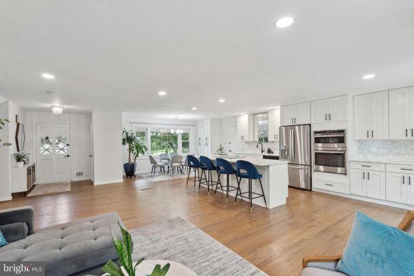 Dining room, Interior, Kitchen, Recessed Lighting, Stainless Steel Appliances, Wood Texture Flooring