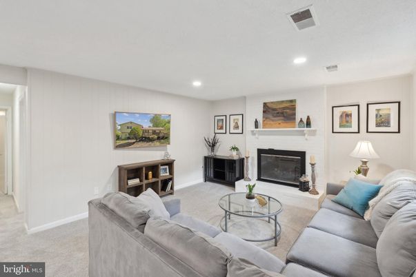 Fireplace, Interior, Living room, Recessed Lighting