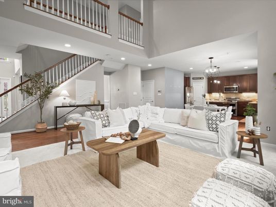 Dining room, Interior, Kitchen, Living room, Pendant Lights, Recessed Lighting, Stainless Steel Appliances, Wood Texture Flooring