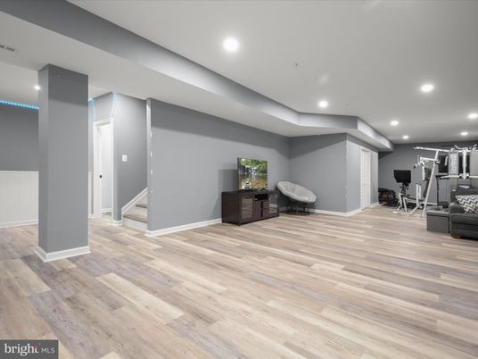 Fitness Equipment, Gym, Interior, Recessed Lighting, Wood Texture Flooring