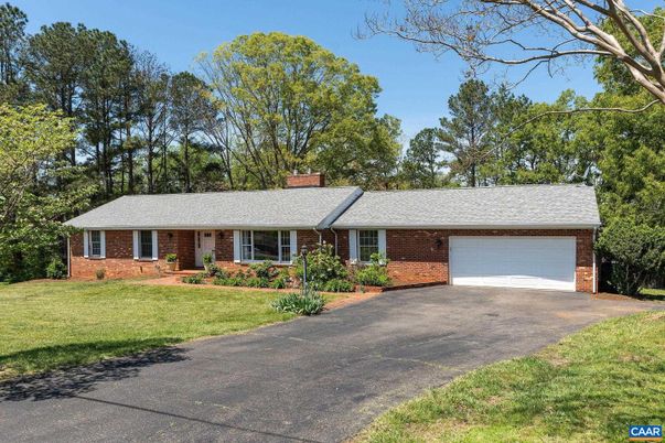Attached, Exterior, Facade, Brick Facade, Ranch