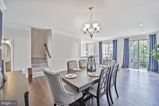 Chandelier, Dining room, Interior, Recessed Lighting, Wood Texture Flooring