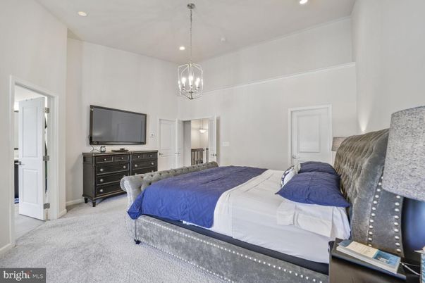 Bedroom, Interior, Pendant Lights, Recessed Lighting