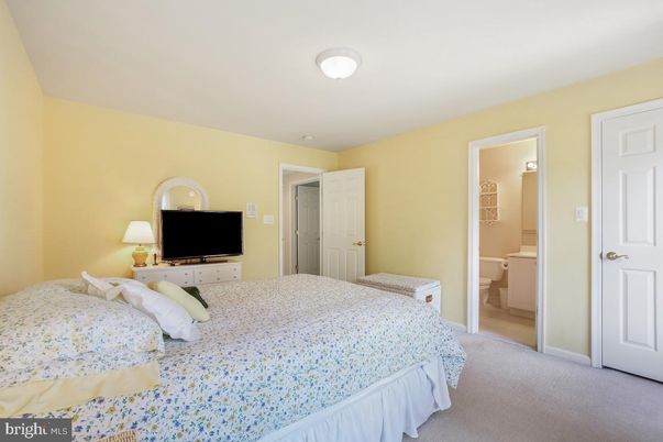 Bathroom, Bedroom, Interior