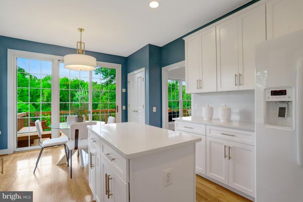 Dining room, Interior, Kitchen, Recessed Lighting, Wood Texture Flooring