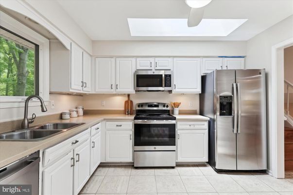 Interior, Kitchen, Stainless Steel Appliances