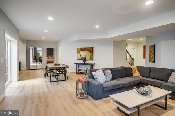 Dining room, Interior, Living room, Recessed Lighting, Wood Texture Flooring