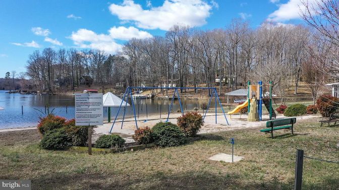 Backyard, Exterior, Playground