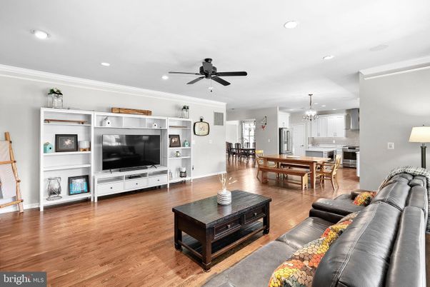 Chandelier, Dining room, Interior, Kitchen, Living room, Recessed Lighting, Wood Texture Flooring