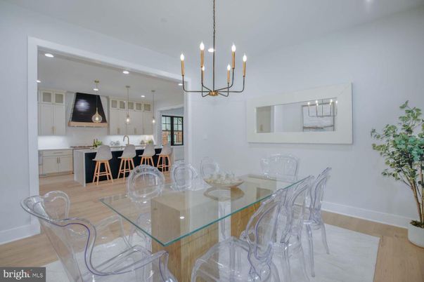 Dining room, Interior, Kitchen, Pendant Lights, Recessed Lighting, Wood Texture Flooring