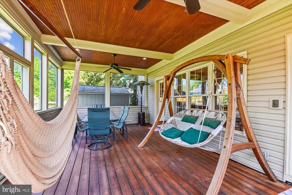 Exterior, Wood Texture Flooring