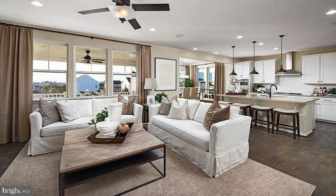 Interior, Kitchen, Living room, Pendant Lights, Recessed Lighting, Wood Texture Flooring