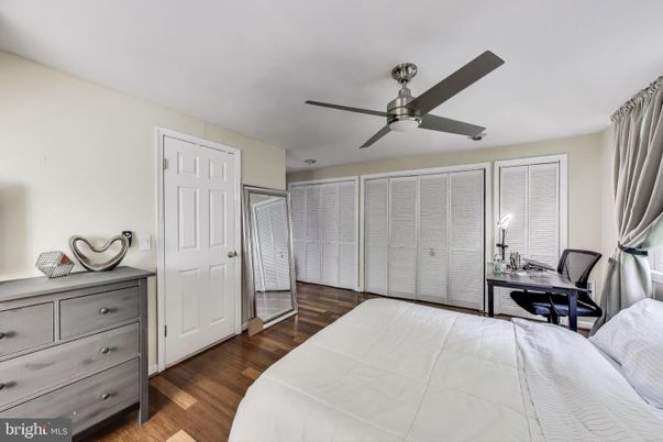 Bedroom, Home Office, Interior, Wood Texture Flooring