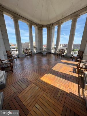 Exterior, Wood Texture Flooring