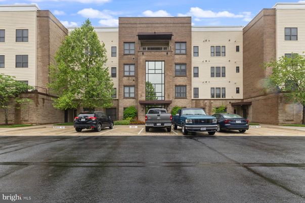 Exterior, Facade, Condo Building