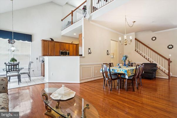 Chandelier, Dining room, Interior, Kitchen, Pendant Lights, Recessed Lighting, Wood Texture Flooring