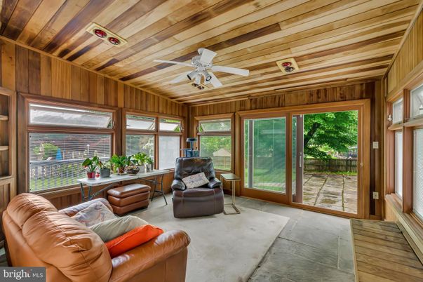 Interior, Living room, Sun Room, Wooden Ceilings, Wooden Walls