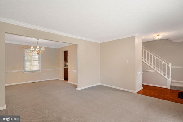 Chandelier, Empty room, Interior, Wood Texture Flooring