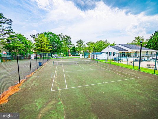 Exterior, Tennis Courts