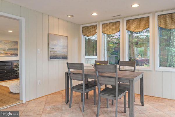 Dining room, Interior, Recessed Lighting