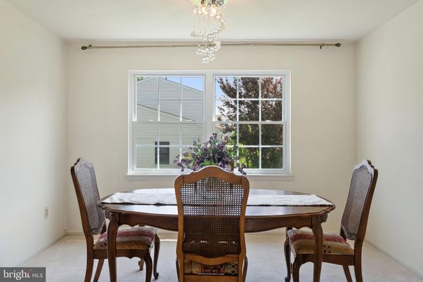 Chandelier, Dining room, Interior