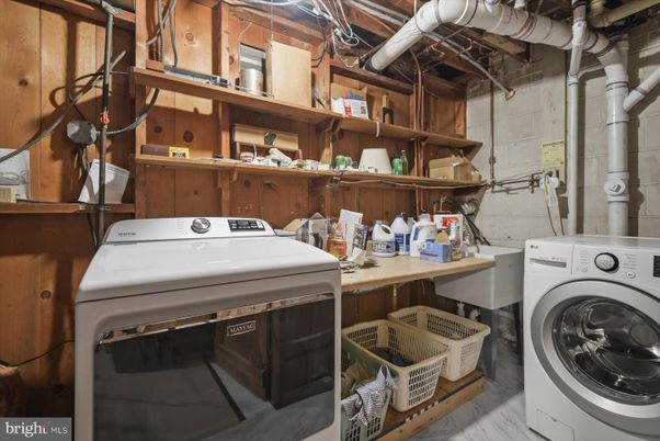 Interior, Washer