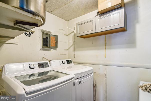 Interior, Washer