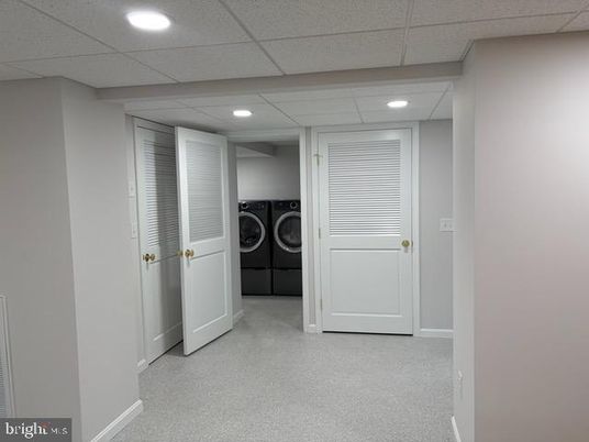 Interior, Recessed Lighting, Utility Closets, Washer