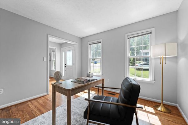 Home Office, Interior, Wood Texture Flooring