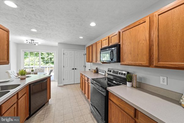 Interior, Kitchen, Recessed Lighting