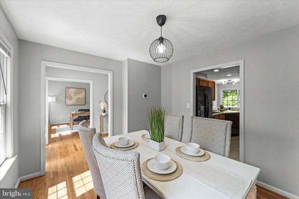 Dining room, Interior, Wood Texture Flooring