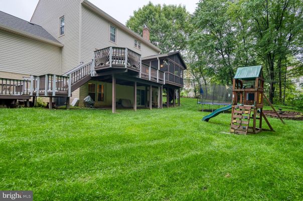 Backyard, Exterior, Playground