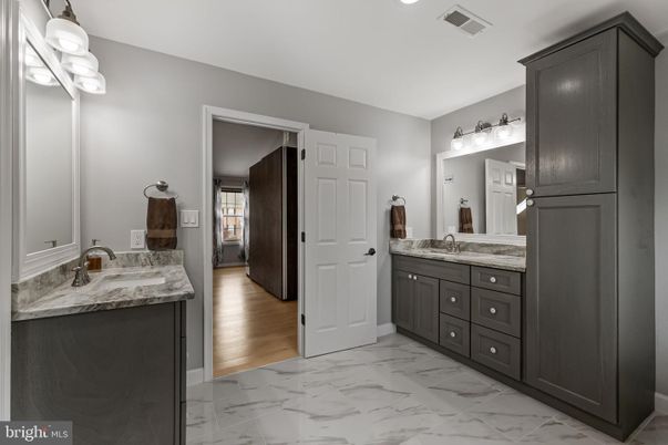 Bathroom, Dual Sink Vanities, Interior, Marble, Recessed Lighting