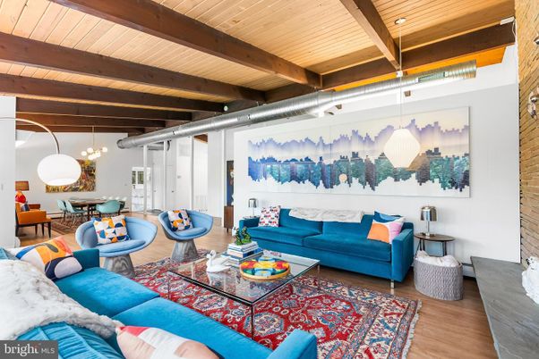 Dining room, Interior, Living room, Pendant Lights, Wooden Beams, Wooden Ceilings, Wood Texture Flooring