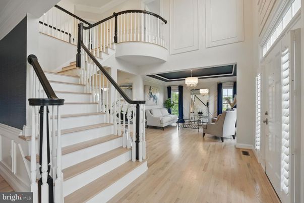 Chandelier, Interior, Wood Texture Flooring