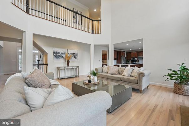Interior, Kitchen, Living room, Recessed Lighting, Wood Texture Flooring