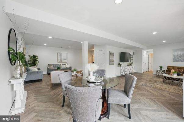 Dining room, Interior, Living room, Recessed Lighting, Wood Texture Flooring