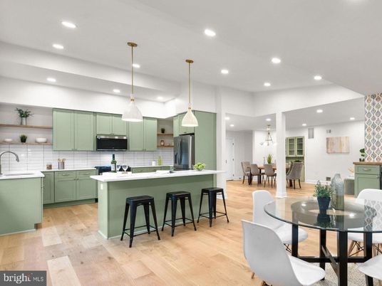 Dining room, Interior, Kitchen, Pendant Lights, Recessed Lighting, Wood Texture Flooring