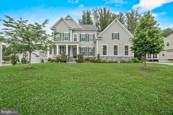 Backyard, Exterior, Facade, Farmhouse
