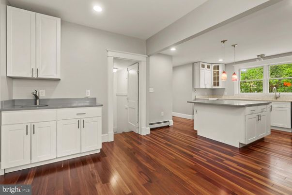 Interior, Kitchen, Pendant Lights, Recessed Lighting, Wood Texture Flooring