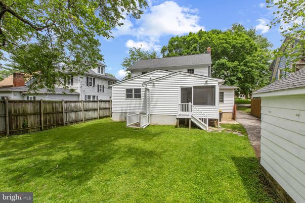 Backyard, Exterior