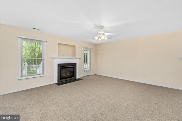 Empty room, Fireplace, Interior