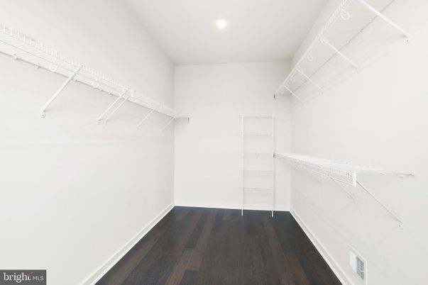 Interior, Recessed Lighting, Walk-in Closets, Wood Texture Flooring