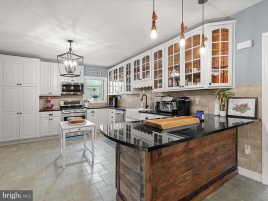 Interior, Kitchen, Pendant Lights, Stainless Steel Appliances